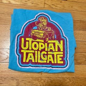 Utopian Tailgate Logo T-Shirt Size XL